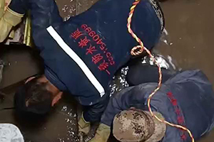 南昌电梯井堵漏施工视频